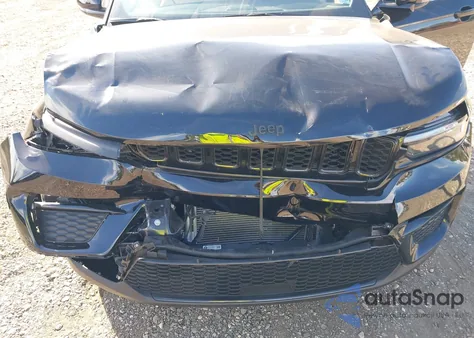 2024 Jeep Grand Cherokee 4Xe из США, поврежденный, VIN 1C4RJYB64RC130802